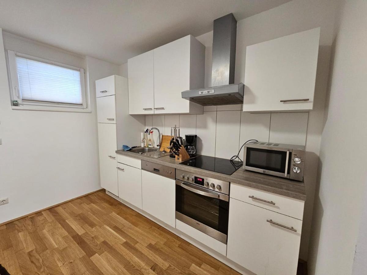 Stylish Apartment In Innsbruck + 1 Parking Spot Exterior foto